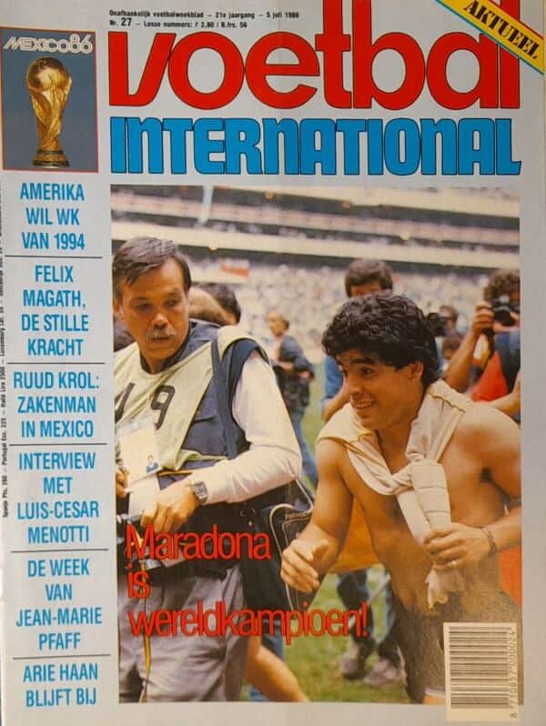 Voetbal International magazine cover uit 1986 met Maradona.