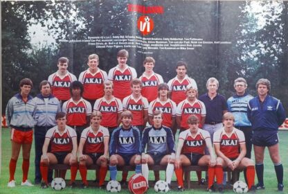 Voetbal International jaargang 18 - 1983 - nummer 46 - Afbeelding 3