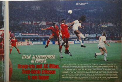 Voetbal International jaargang 25 - 1990 - nummer 22 - Afbeelding 2