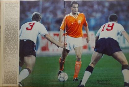 Voetbal International jaargang 25 - 1990 - nummer 25A - Afbeelding 4