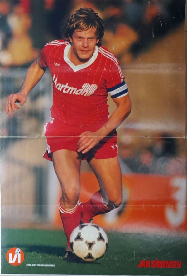 Voetbal International jaargang 19 - 1984 - nummer 30 - Afbeelding 4