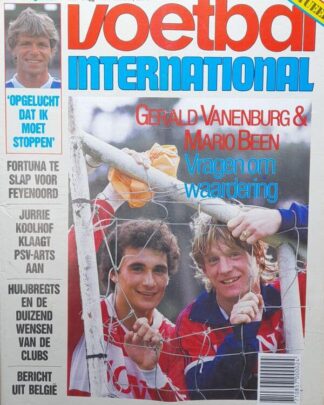 Voetbal International cover uit 1985 met Gerald Vanenburg en Mario Been.