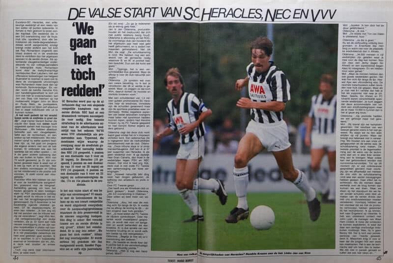 SC Heracles spelers in actie tijdens een wedstrijd in 1985.