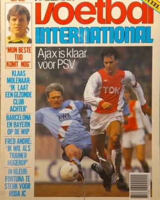 Voetbal International magazine cover met PSV en Ajax spelers uit 1986.